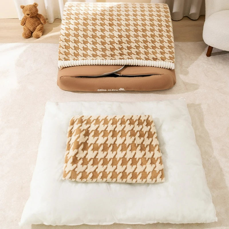 Quilted Winter Den Bed for Large Dogs